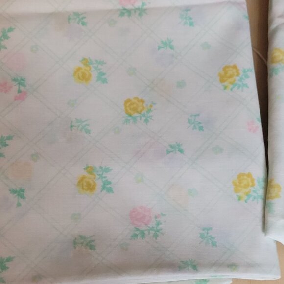 Vintage Pillow Case Set of 2 Standard Tastemaker Muslin Floral Cotton Blend - Picture 6 of 7